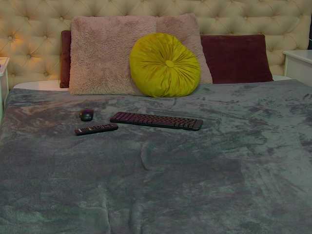 TaniaKarevina from BongaCams is Freechat