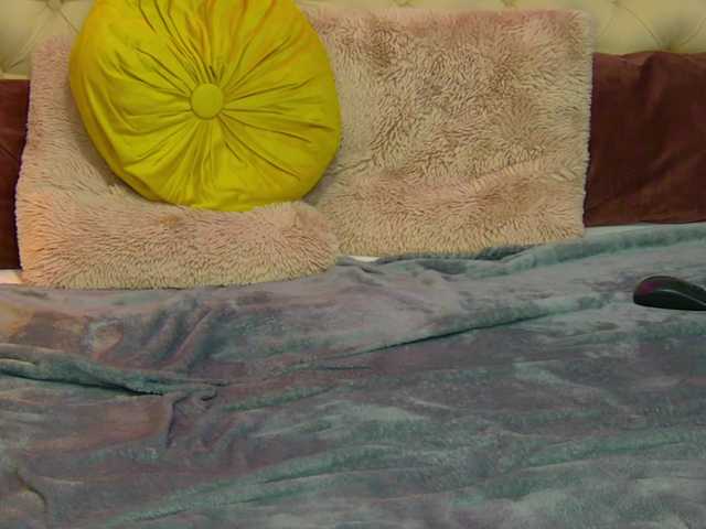 TaniaKarevina's BongaCams show and profile