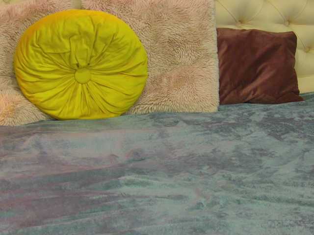 TaniaKarevina's BongaCams show and profile