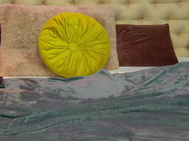 TaniaKarevina — My realm is full of pleasures... but only those who are worthy get a taste  fav vibes 3866111222#pregnant