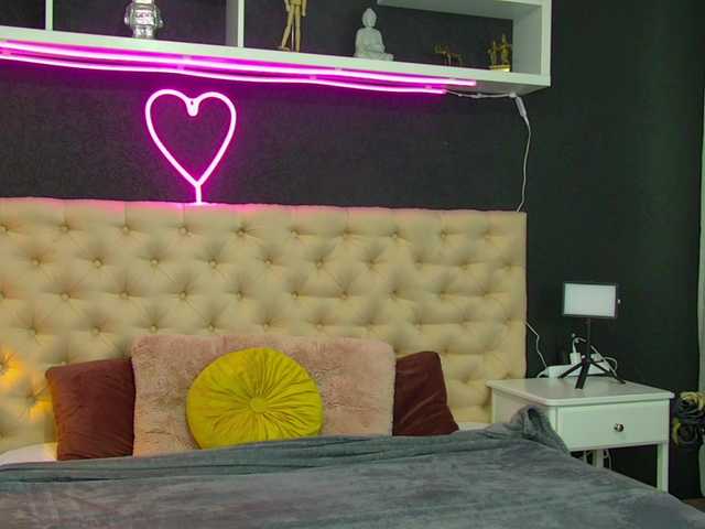 TaniaKarevina's BongaCams show and profile