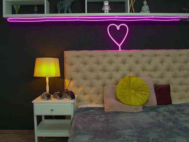 TaniaKarevina webcam