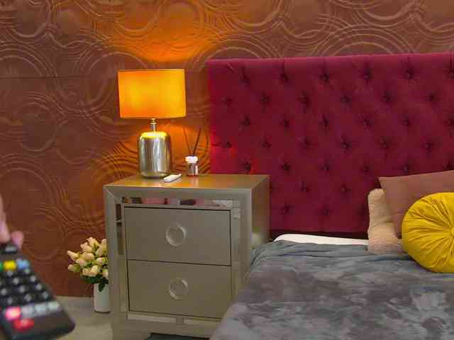 TaniaKarevina webcam