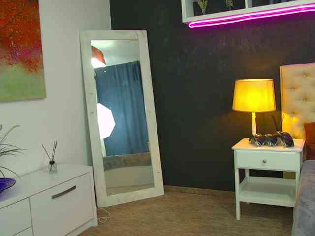 TaniaKarevina TaniaKarevina