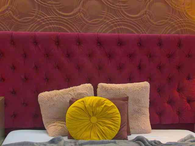 TaniaKarevina webcam