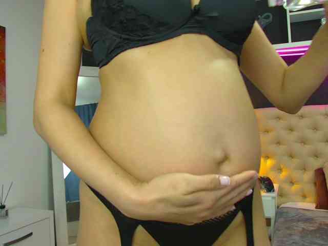 TaniaKarevina webcam