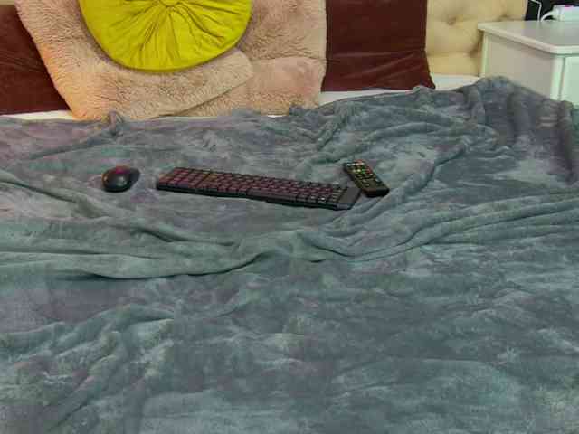 TaniaKarevina webcam