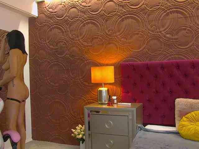 TaniaKarevina webcam