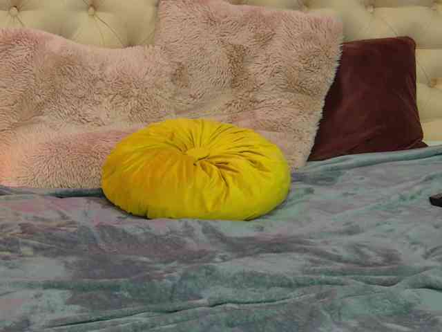 TaniaKarevina webcam