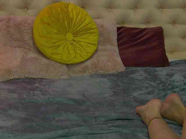 TaniaKarevina webcam