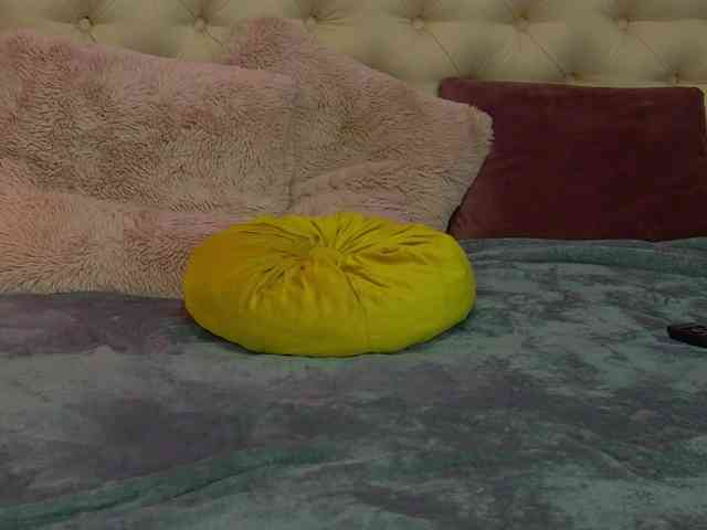 TaniaKarevina webcam