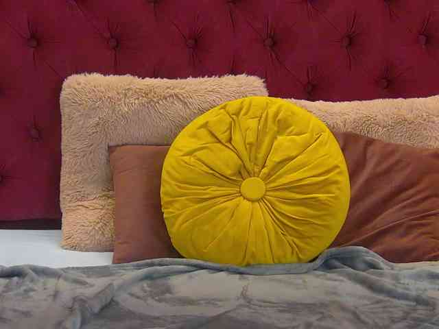 TaniaKarevina webcam