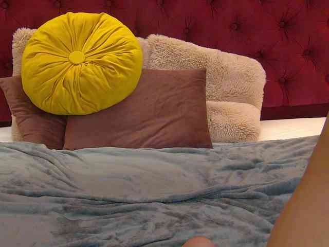 TaniaKarevina webcam