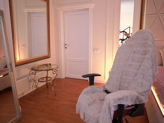 CandyGraces's BongaCams show and profile