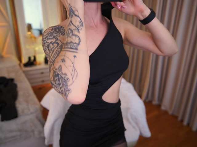 CandyGraces's BongaCams show and profile