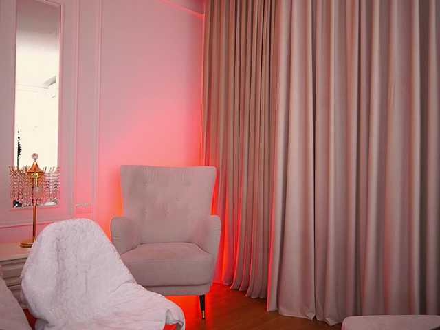 CandyGraces's BongaCams show and profile