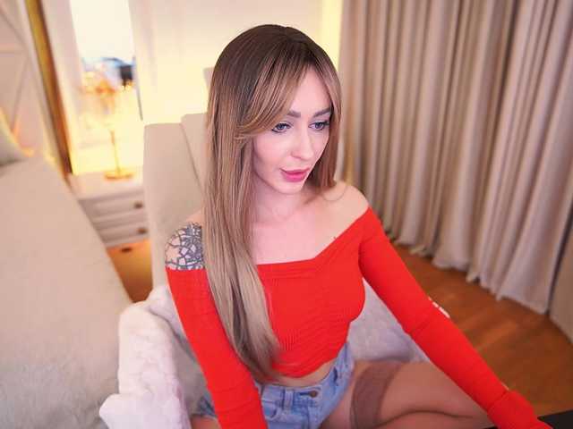 CandyGraces's BongaCams show and profile