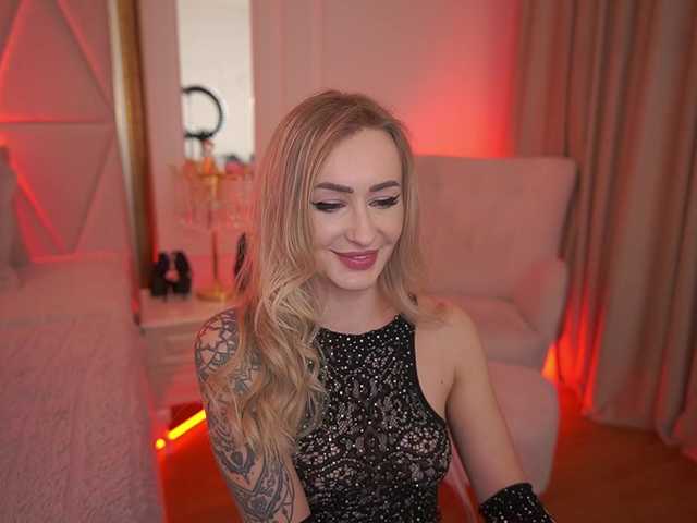 CandyGraces's BongaCams show and profile