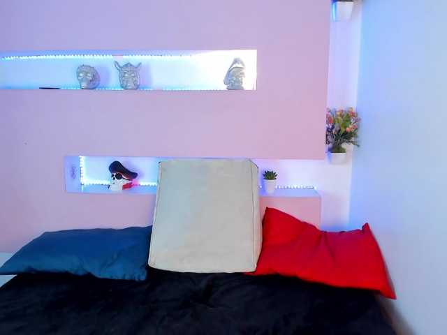 Kitty-suave's BongaCams show and profile