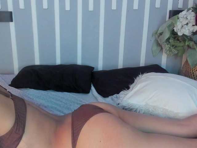 Kitty-suave's BongaCams show and profile