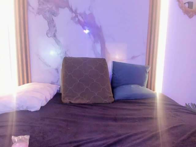 Kitty-suave's BongaCams show and profile