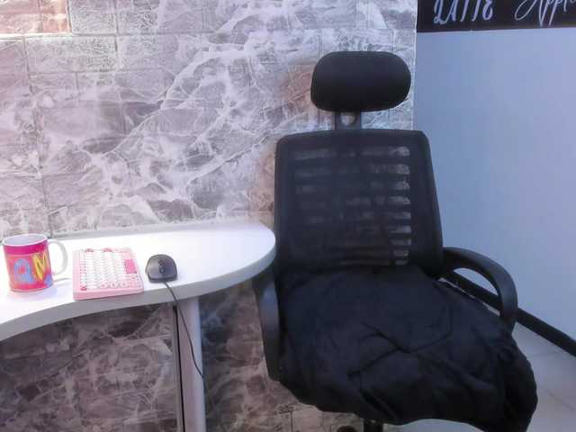 Kitty-suave's BongaCams show and profile