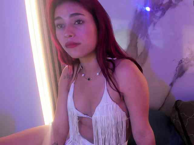 Kitty-suave Live Webcam on BongaCams