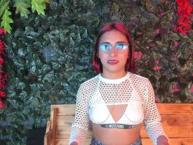 Kitty-suave Live Webcam on BongaCams