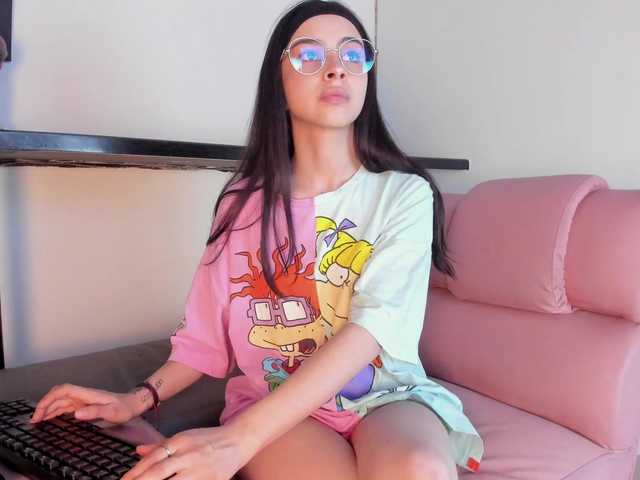 RavenBlush's BongaCams show and profile