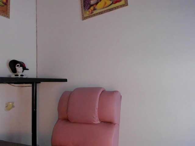 RavenBlush's BongaCams show and profile