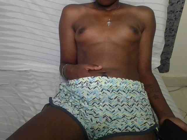 Brunnette-blonde Brunnette-blonde