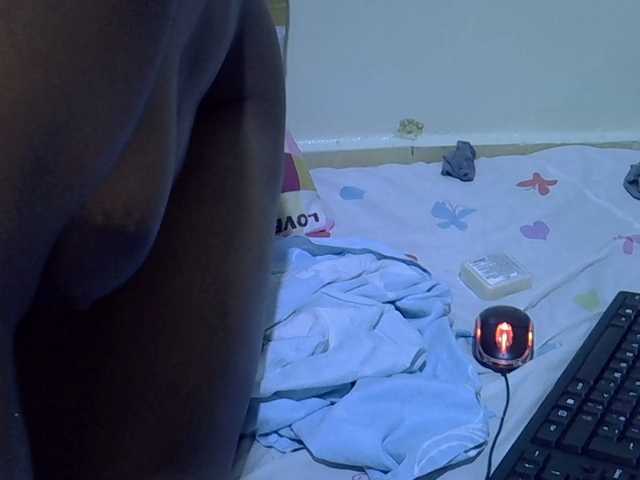 sweetval1's BongaCams show and profile