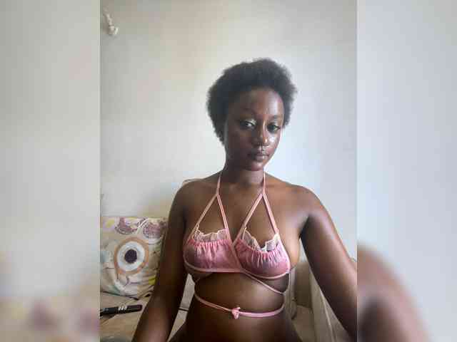 DiamonDesireX webcam