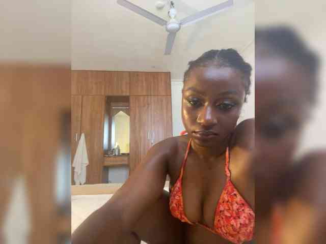 DiamonDesireX webcam