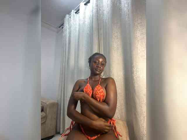 DiamonDesireX webcam