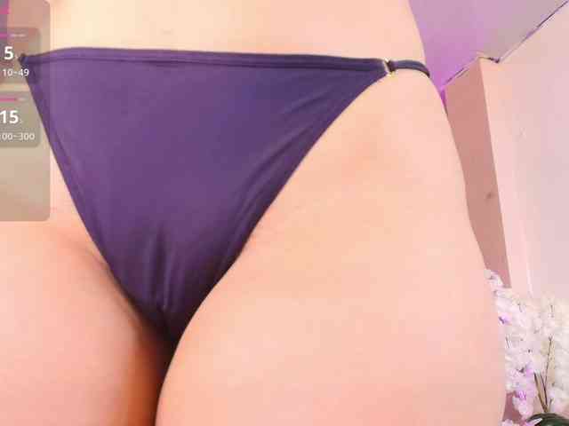 Annie-Pleasure webcam