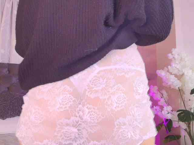 Annie-Pleasure webcam