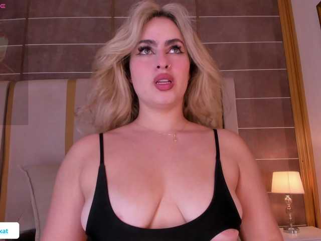 WenFox's BongaCams show and profile