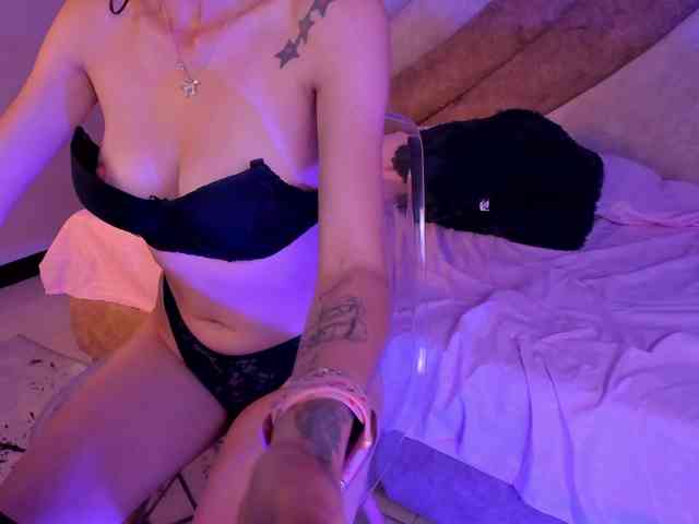 Corinna-saenz webcam