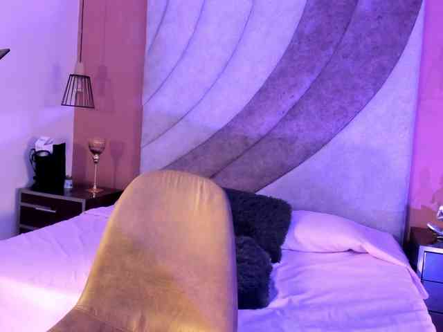Corinna-saenz webcam