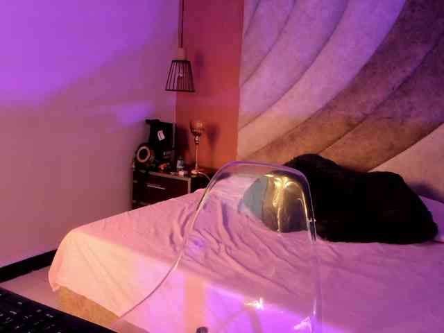 Corinna-saenz webcam