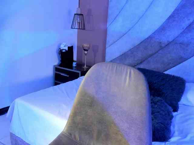 Corinna-saenz webcam