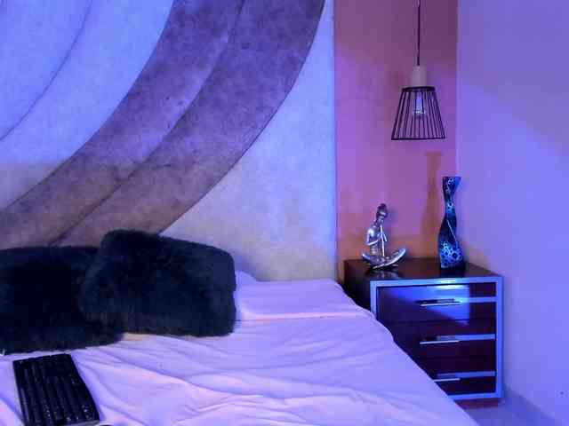 Corinna-saenz webcam