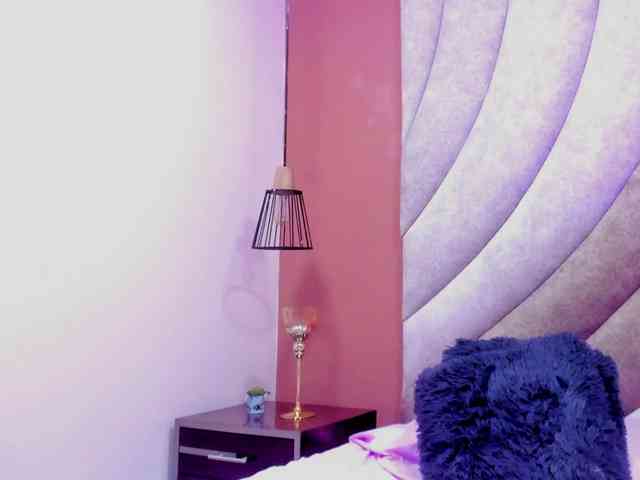 Corinna-saenz webcam