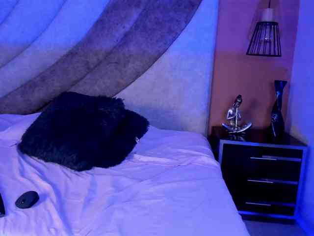 Corinna-saenz webcam