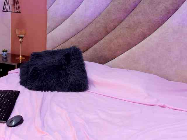 Corinna-saenz webcam