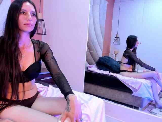 Corinna-saenz webcam