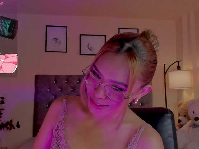 Ximena-sotto's BongaCams show and profile