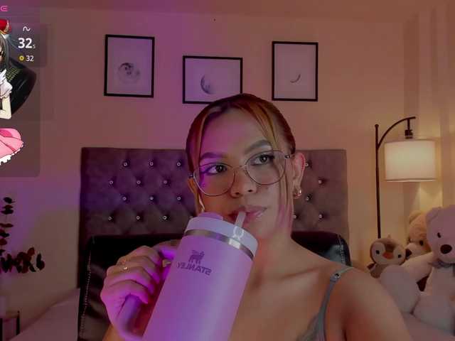 Ximena-sotto's BongaCams show and profile