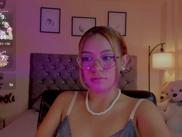 Ximena-sotto's BongaCams show and profile